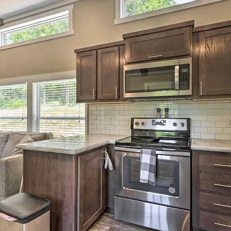 Branson Tiny Home On 52 Acres With Private Lake! ภายนอก รูปภาพ