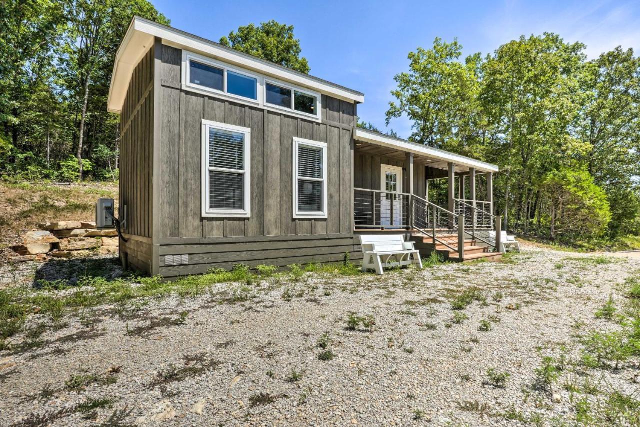 Branson Tiny Home On 52 Acres With Private Lake! ภายนอก รูปภาพ